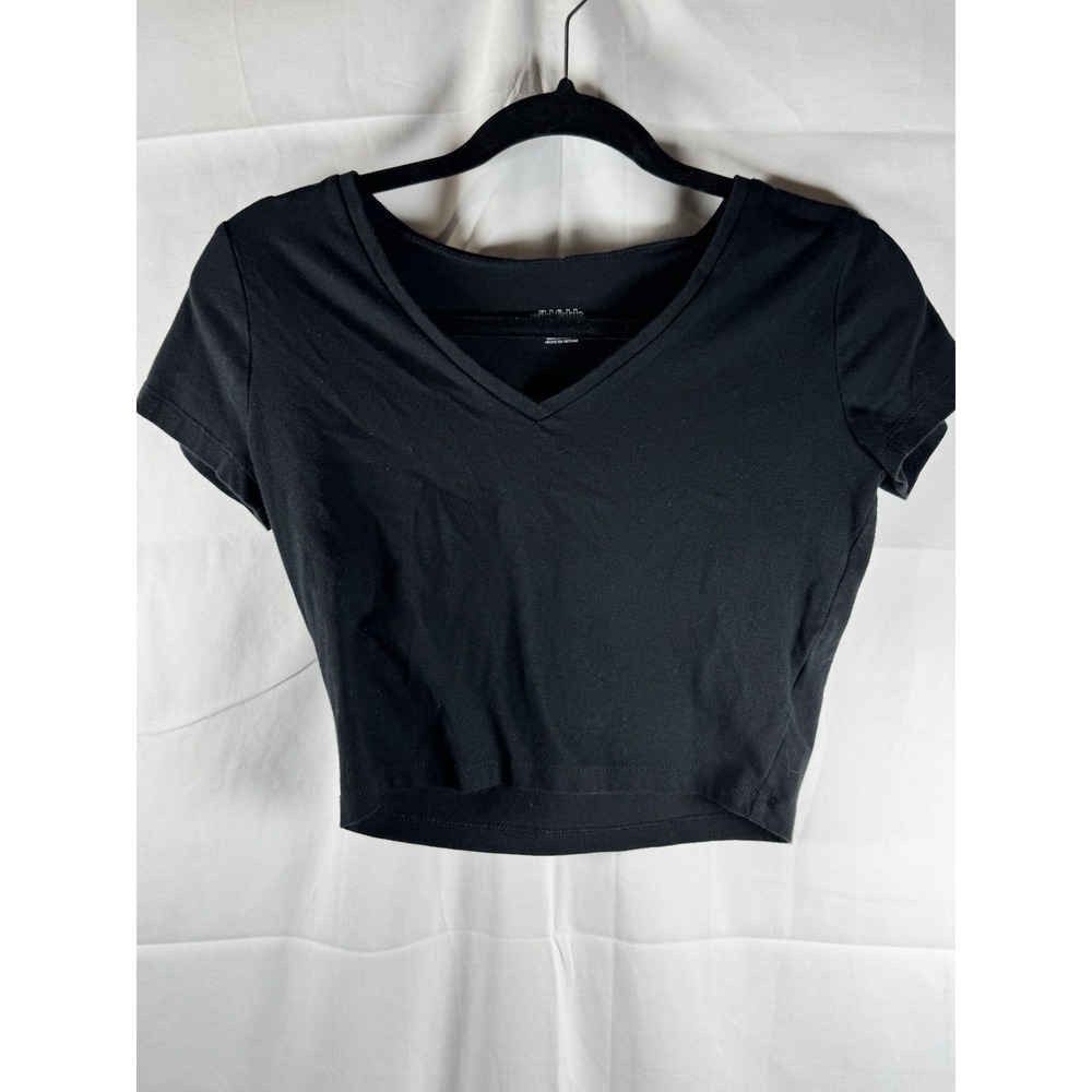 Wild Fable‎ Women's Black Short Sleeve V Neck Cropped Top Size M